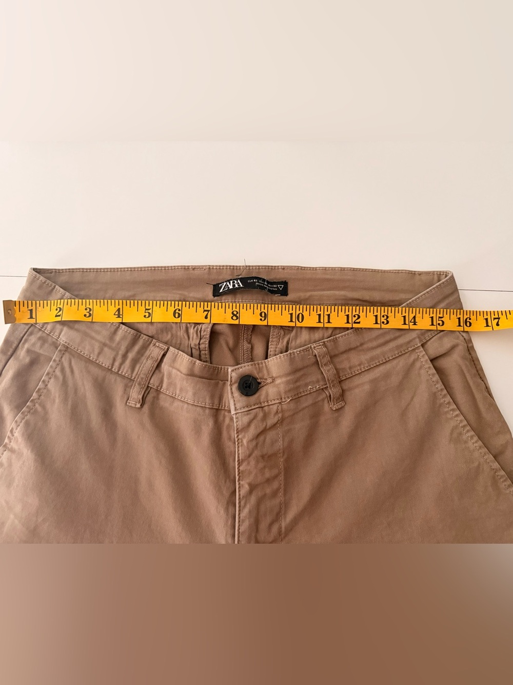 ZARA Men's Tan Chino Pants - Casual Slim Fit